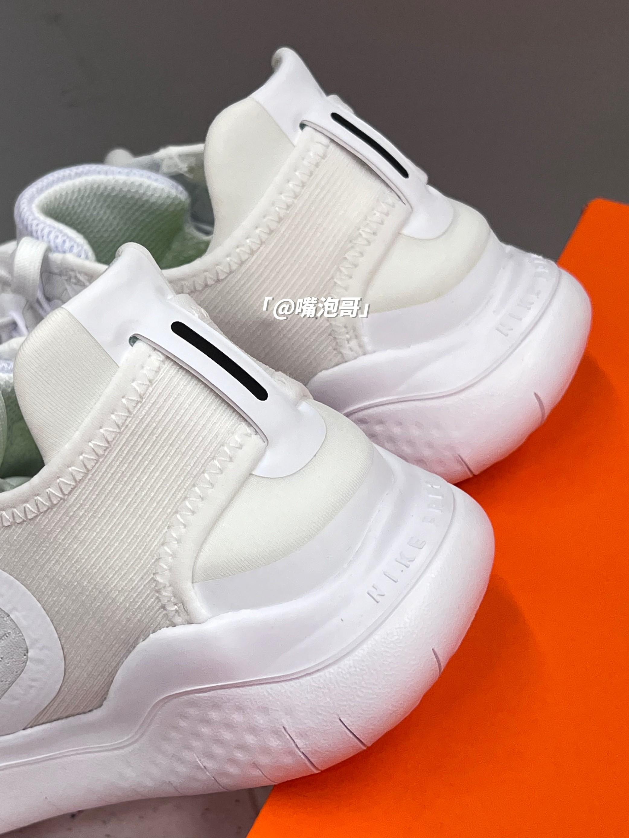 简约跑鞋分享 | Free RN 白色